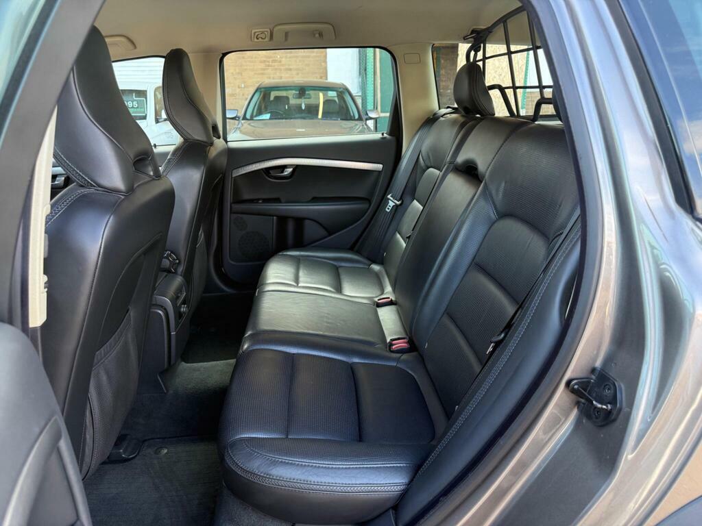 Volvo XC70 2.4 D5 Se Lux Geartronic Awd Euro 4 Gold #14