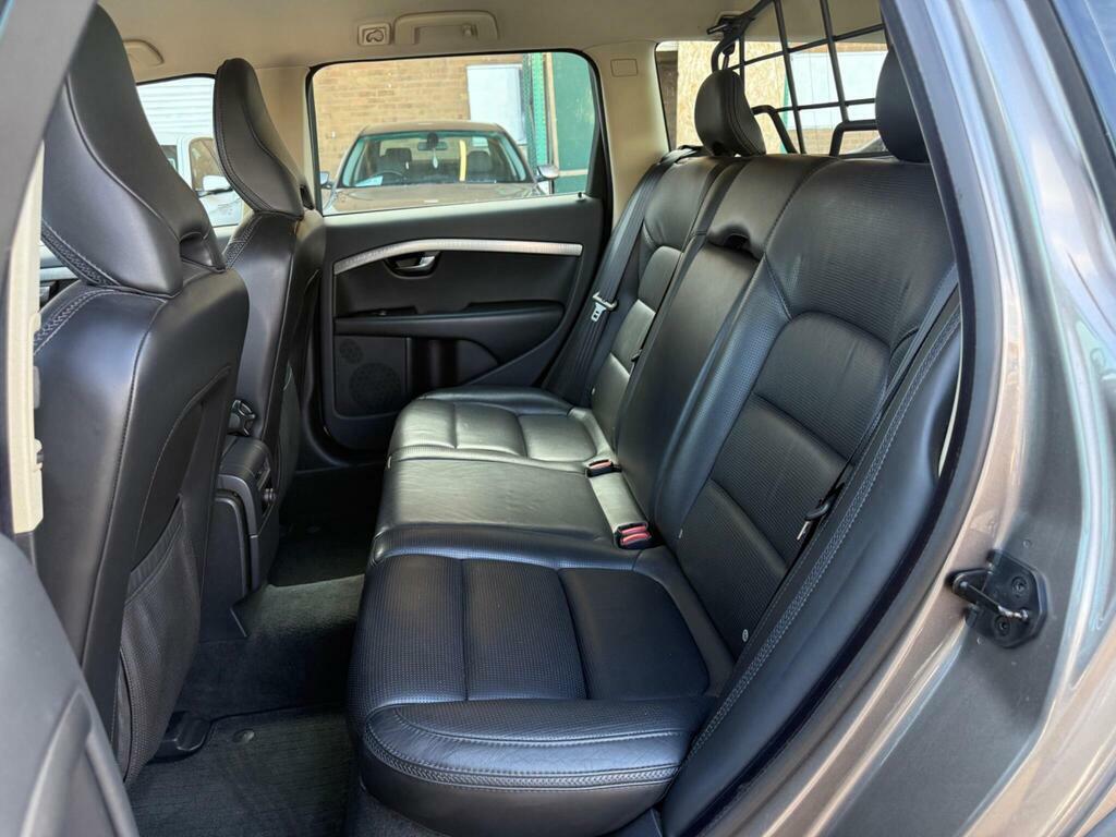 Volvo XC70 2.4 D5 Se Lux Geartronic Awd Euro 4 Gold #15