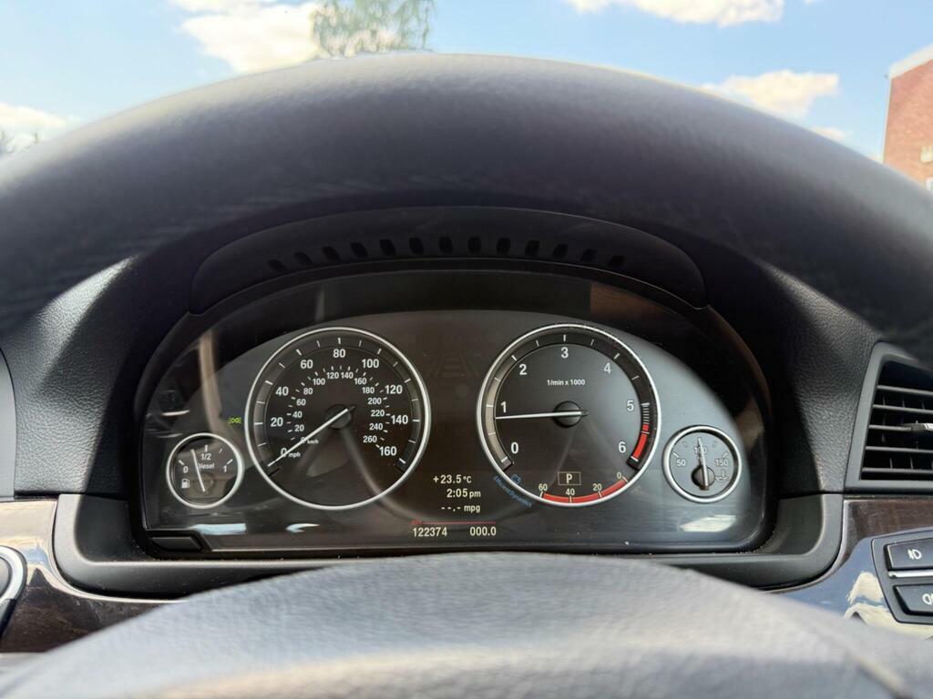 BMW 5 Series Gran Turismo 3.0 530D Se Gt Steptronic Euro 5 Black #32