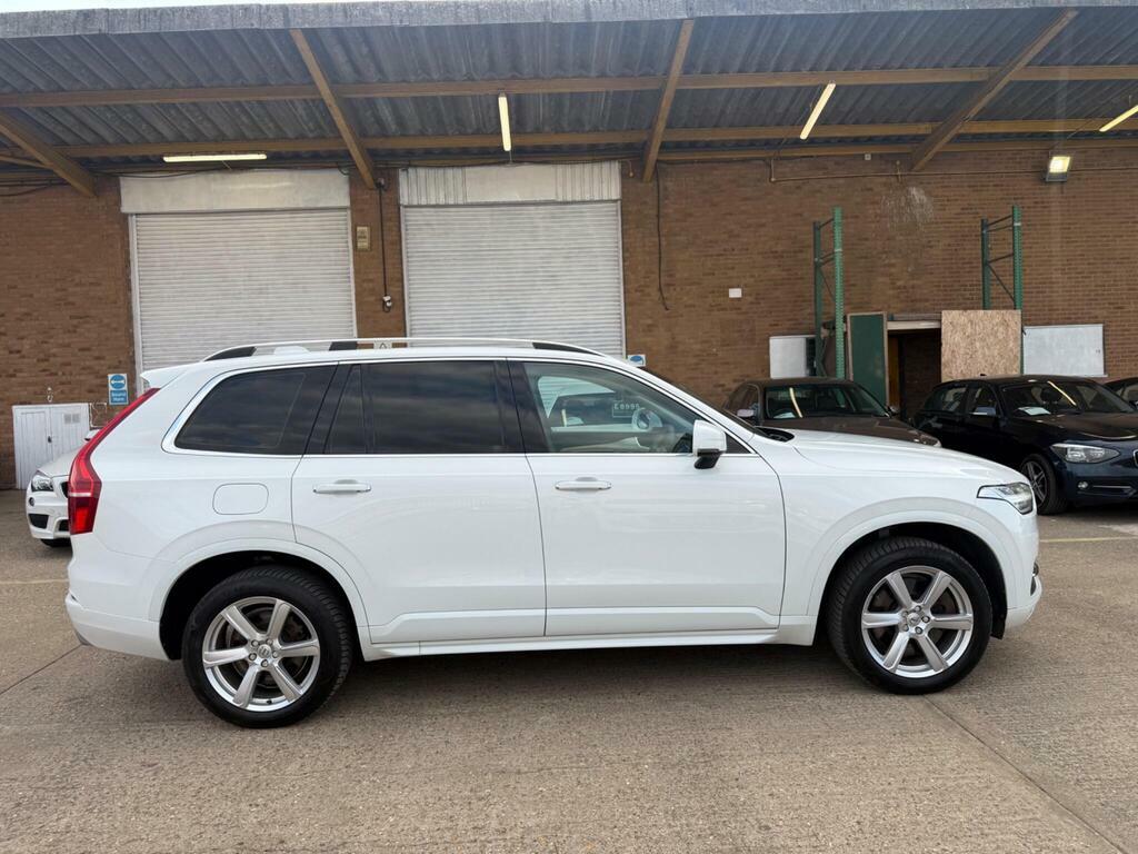 Volvo XC90 2.0H T8 Twin Engine 9.2Kwh Momentum Geartronic 4Wd KW65GRZ White #6