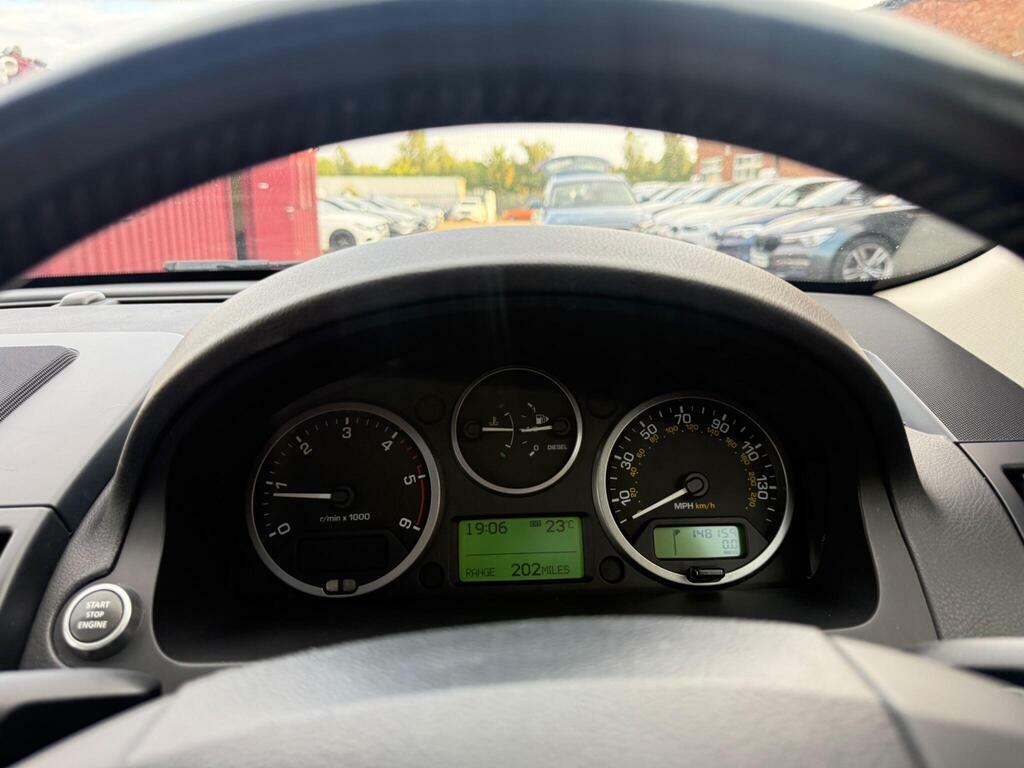 Land Rover Freelander 2 Sd4 Hse White #24