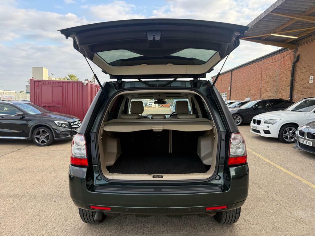 Land Rover Freelander 2 Sd4 Hse White #35