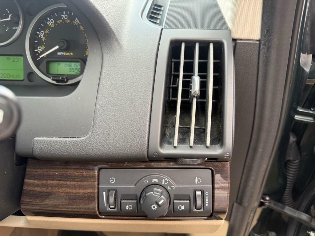 Land Rover Freelander 2 Sd4 Hse White #33