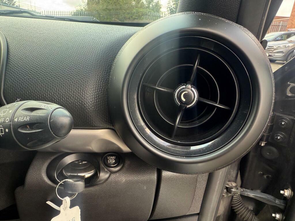 Mini Countryman 1.6 One 98 Bhp Brown #32