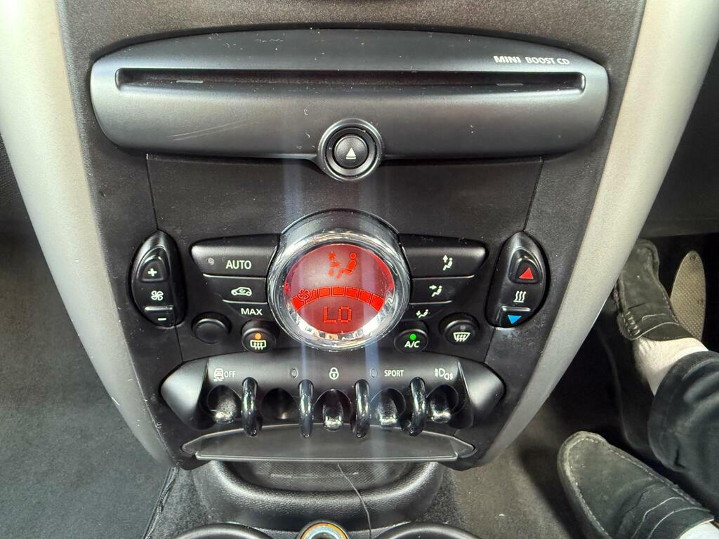 Mini Countryman 1.6 One 98 Bhp Brown #24