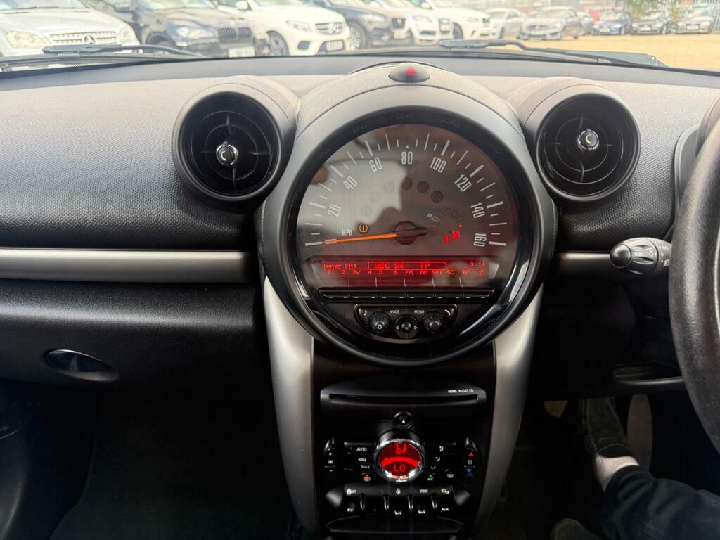 Mini Countryman 1.6 One 98 Bhp Brown #20