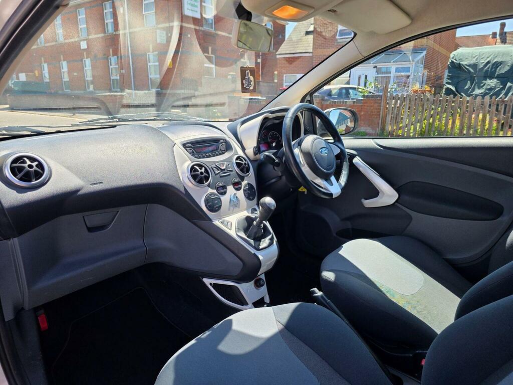 Ford KA 1.2 Studio. Low Mileage. 35 Road Tax. Ule Blue #9