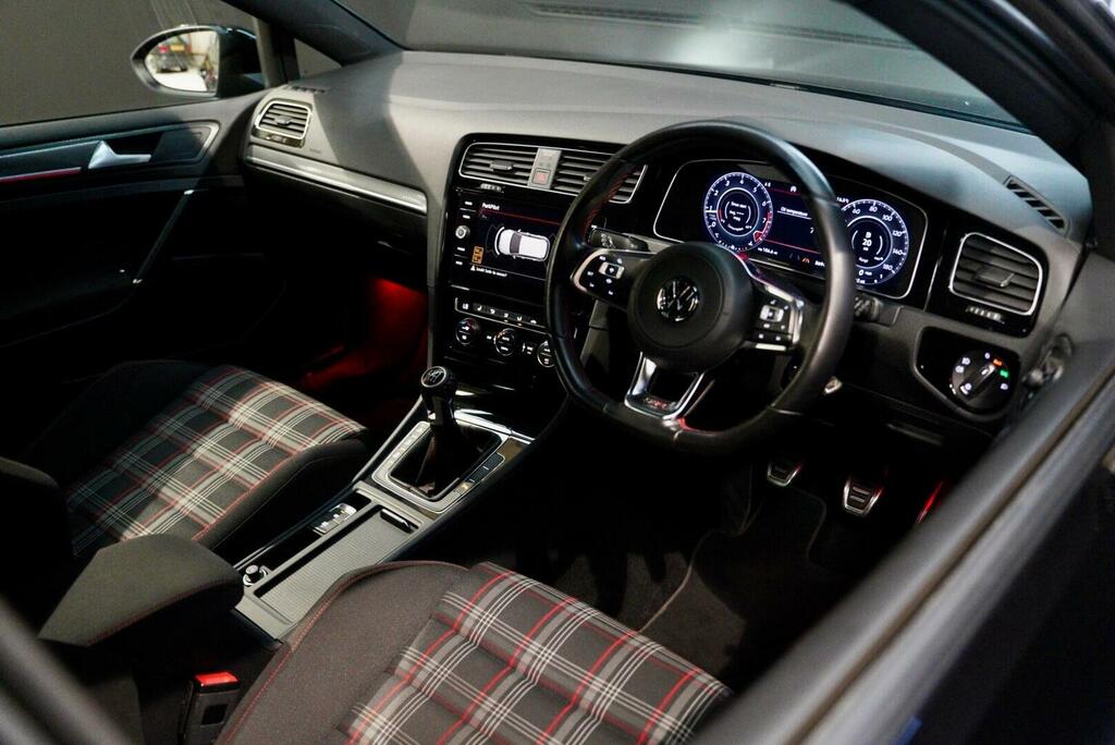 Volkswagen Golf 2.0 Tsi Gti Performance Euro 6 Ss MT69OWR Black #2
