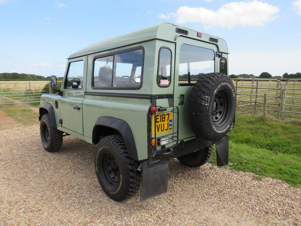 Land Rover Defender 90 Reduced To Clear E187NUJ Green #5