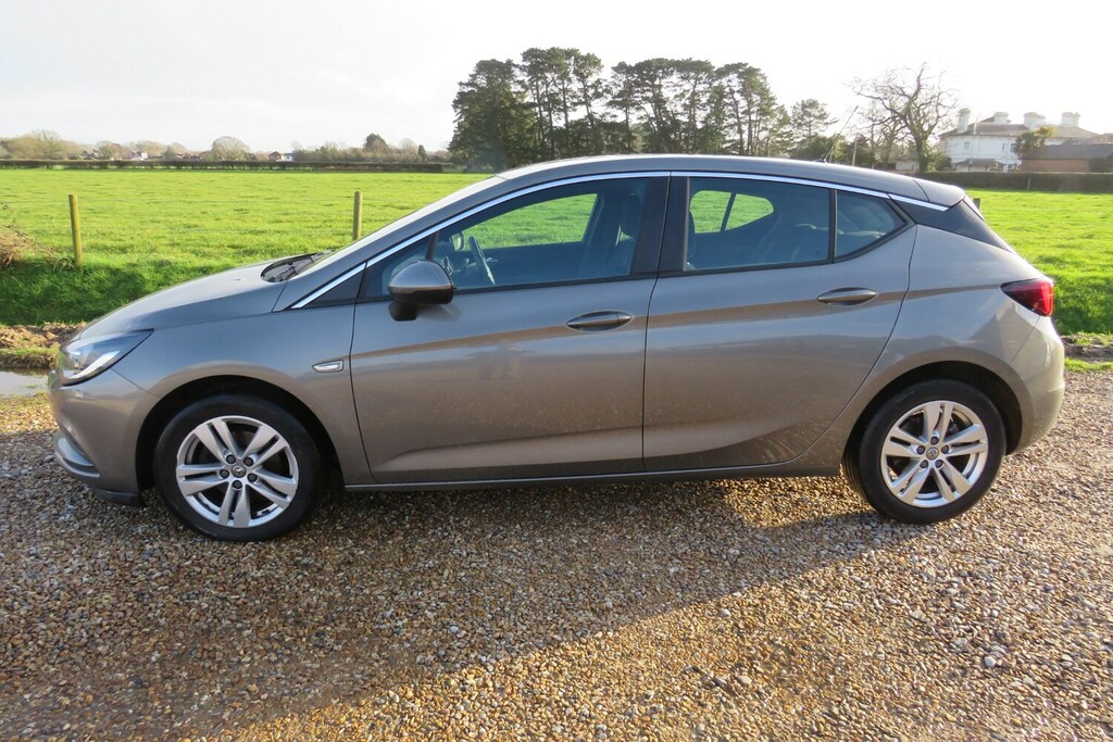 Vauxhall Astra 1.6 Cdti 16V Eco Flex Design Band A Road Tax FJ66BEU Grey #2