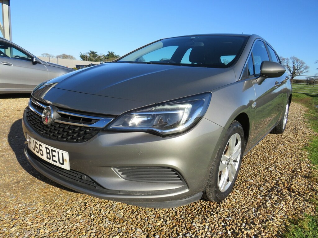 Vauxhall Astra 1.6 Cdti 16V Eco Flex Design Band A Road Tax FJ66BEU Grey #3