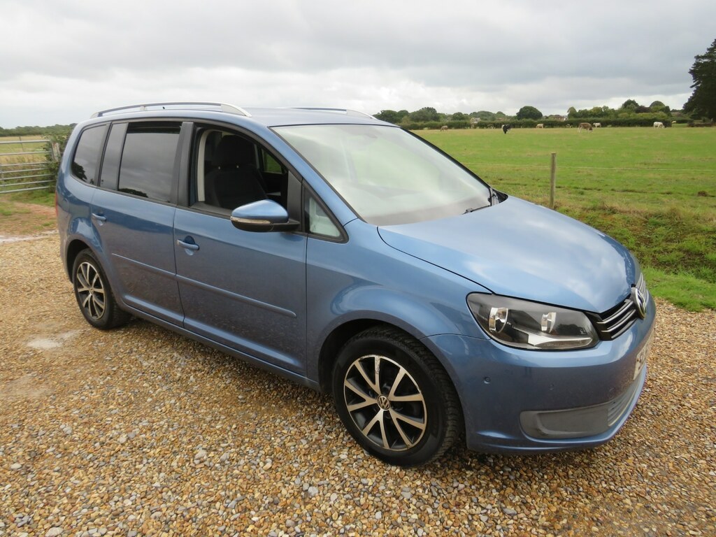 Volkswagen Touran 1.6 Tdi 105 Se 7 Seater Reduced To Clear Blue