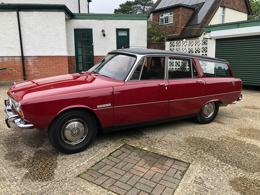 Rover P6 3500 Estoura Estate Red #5