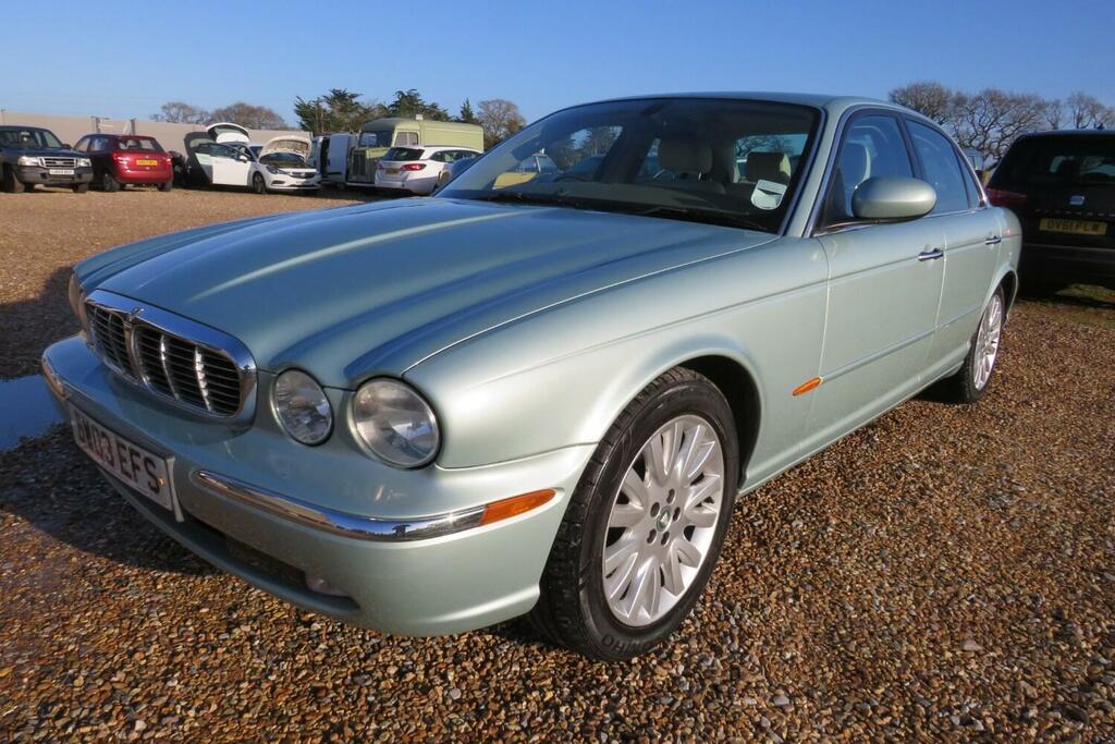Jaguar XJ Xj8 Se Blue #18