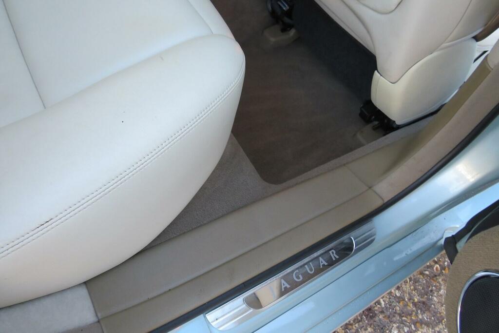 Jaguar XJ Xj8 Se Blue #49