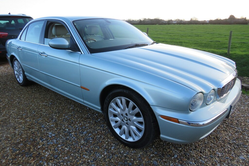 Jaguar XJ Xj8 Se Blue #64