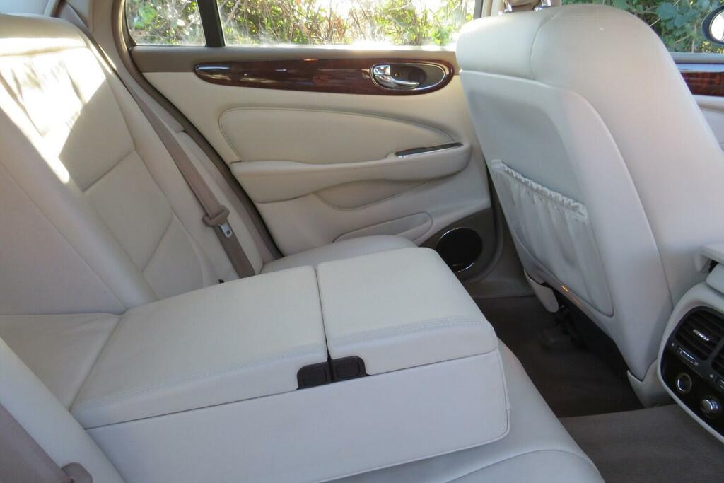 Jaguar XJ Xj8 Se Blue #51