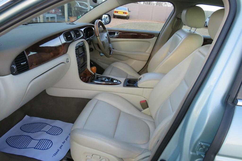 Jaguar XJ Xj8 Se Blue #69