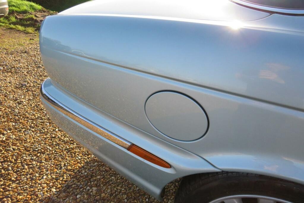 Jaguar XJ Xj8 Se Blue #34