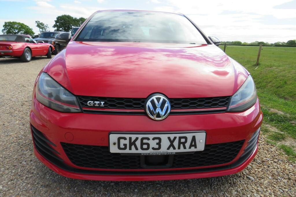 Volkswagen Golf 2.0 Tsi 230 Gti Performance Pack Red #4