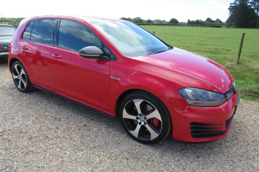 Volkswagen Golf 2.0 Tsi 230 Gti Performance Pack Red #2