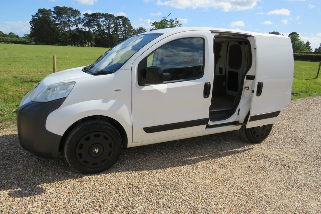 Peugeot Bipper Tepee 1.4 Hdi 70 S Sld Part Exchange To Clear White #2