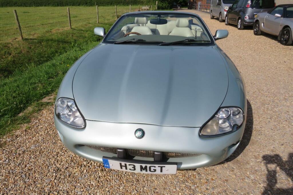 Jaguar XK8 4.0 Auto Silver #2