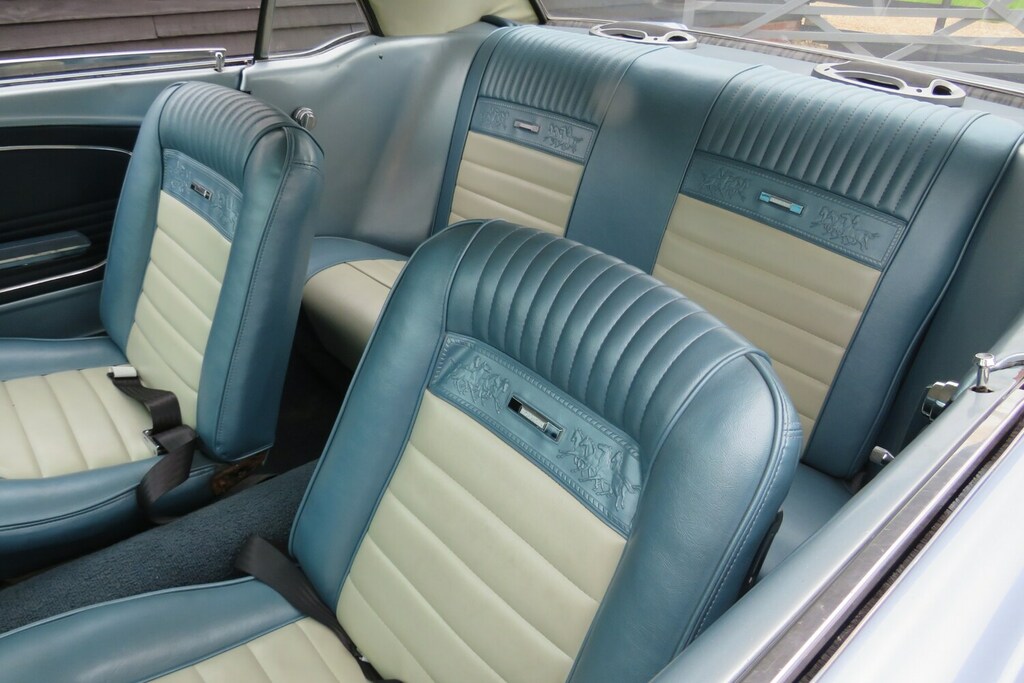 Ford Mustang V8 Auto Silver #2