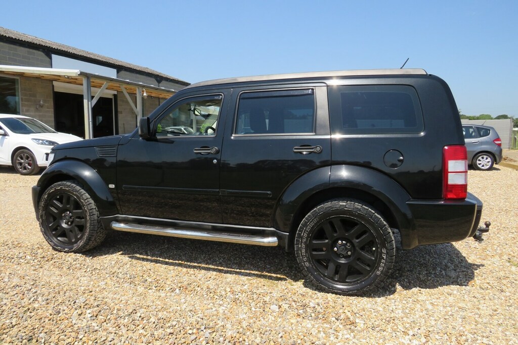 Dodge Nitro Sxt Td Red #22