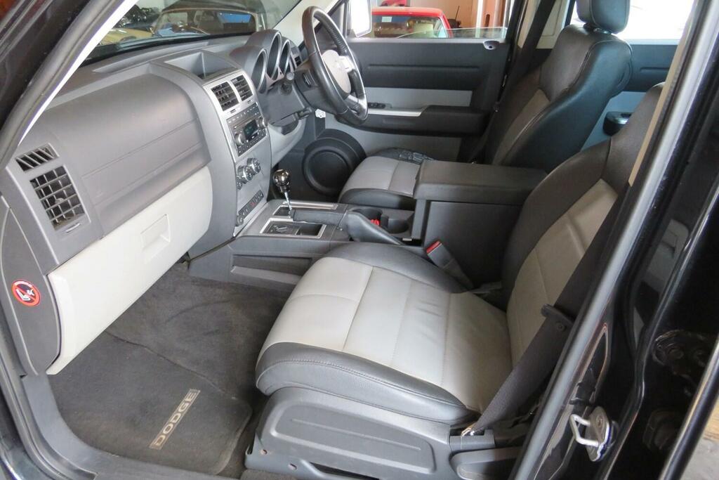 Dodge Nitro Sxt Td Red #27
