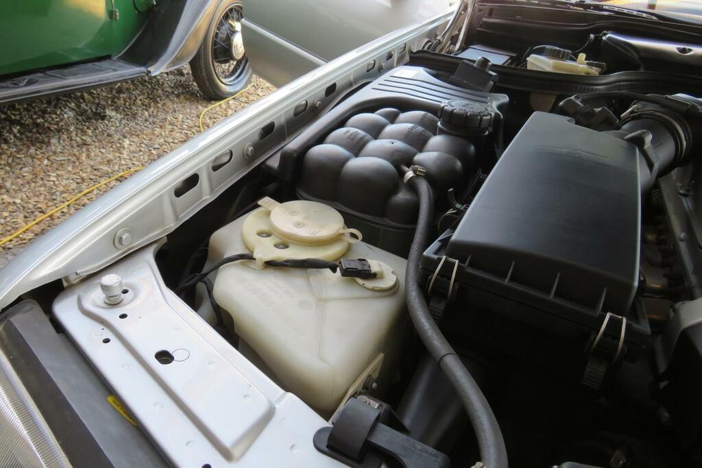 Mercedes-Benz SL Class 3.2L Null Silver #52