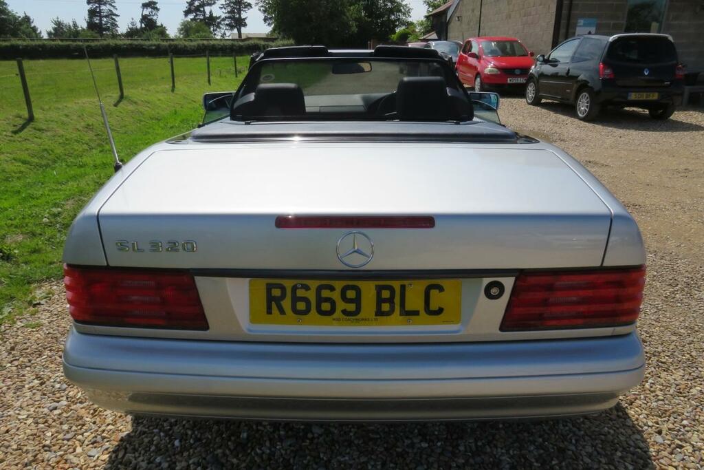 Mercedes-Benz SL Class 3.2L Null Silver #7