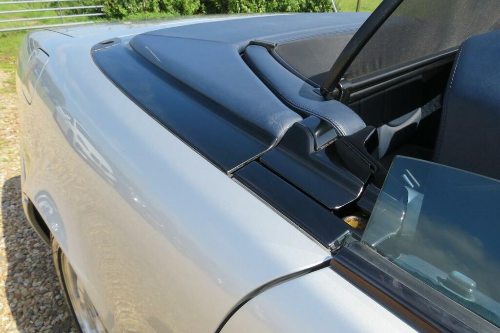 Mercedes-Benz SL Class 3.2L Null Silver #23