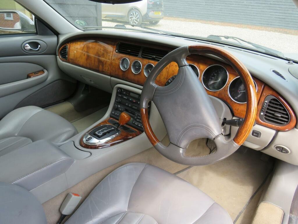Jaguar XK8 4.0 Part Exchange To Clear Silver #3