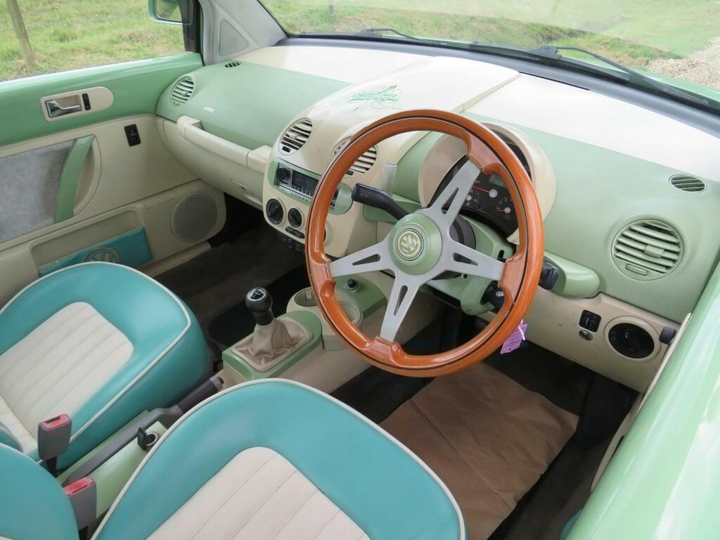 Volkswagen Beetle 1.6 Custom Green #6