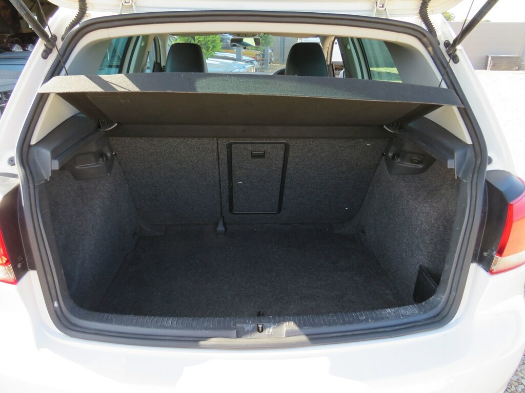 Volkswagen Golf 1.6 Match Tdi Silver Low Tax Cruise Silver #26