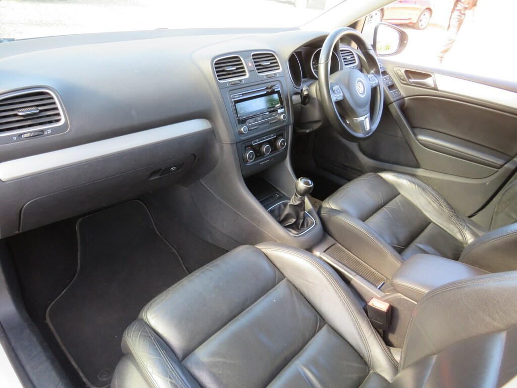 Volkswagen Golf 1.6 Match Tdi Silver Low Tax Cruise Silver #30