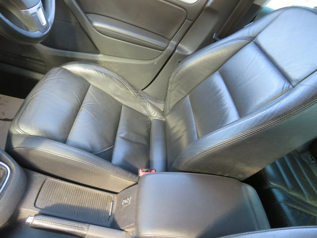 Volkswagen Golf 1.6 Match Tdi Silver Low Tax Cruise Silver #29