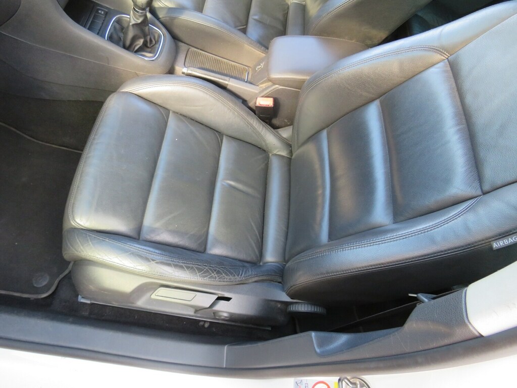 Volkswagen Golf 1.6 Match Tdi Silver Low Tax Cruise Silver #28