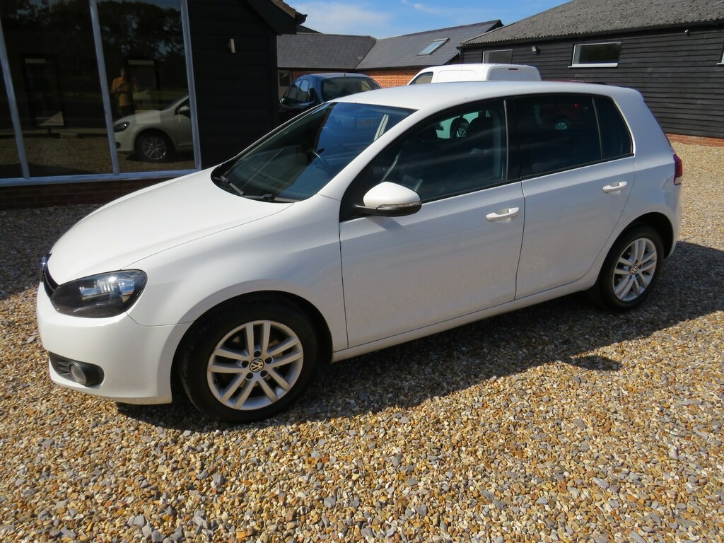 Volkswagen Golf 1.6 Match Tdi Silver Low Tax Cruise Silver #1
