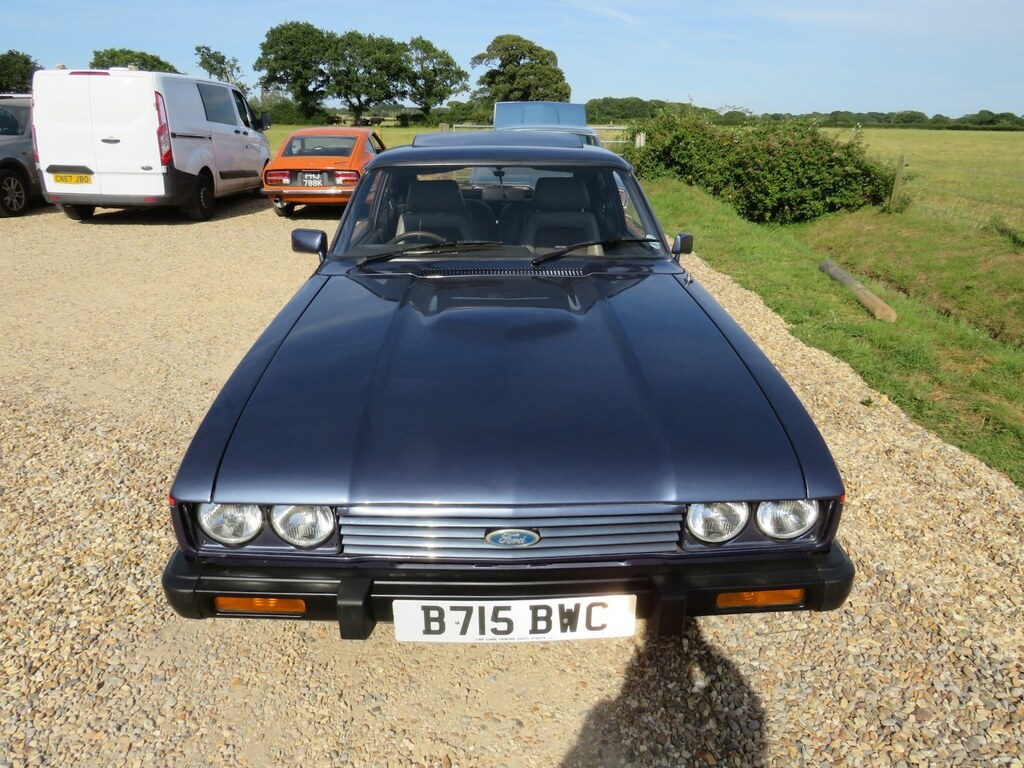Ford Capri 2.8I Special Blue #3