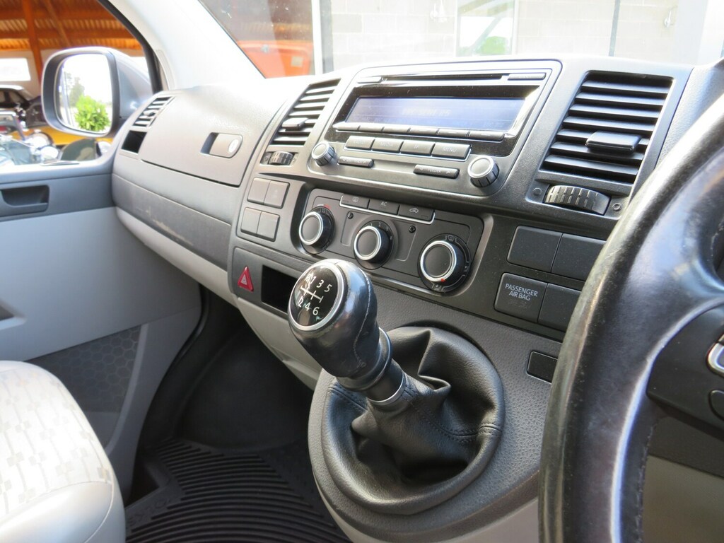 Volkswagen Transporter Panel Van Silver #9
