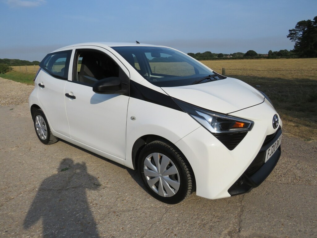 Toyota Aygo Hatchback Grey #31