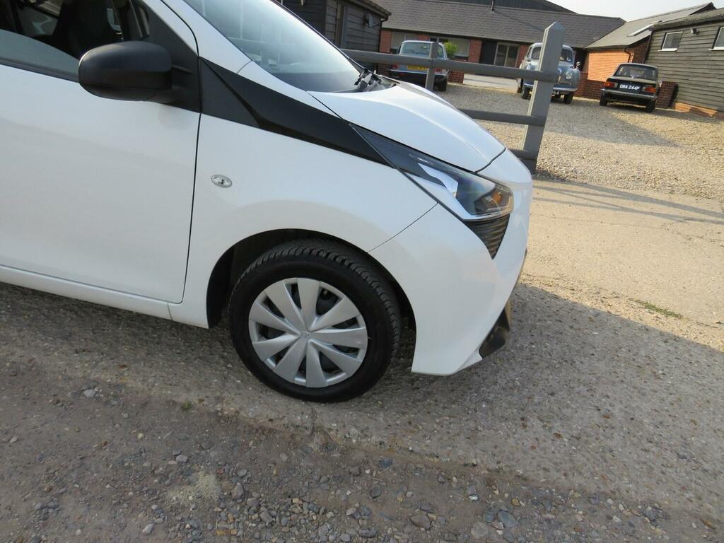 Toyota Aygo Hatchback Grey #22