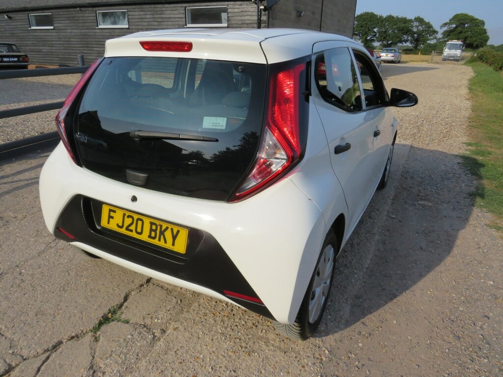 Toyota Aygo Hatchback Grey #26