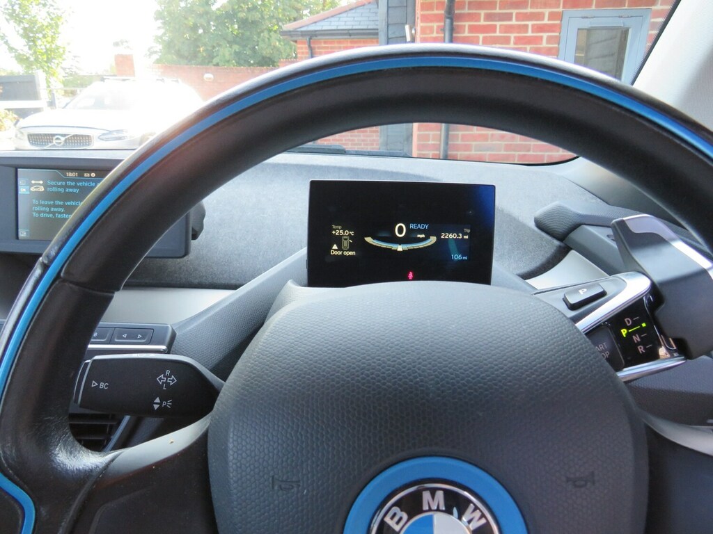 BMW i3 125Kw 33Kwh White #31