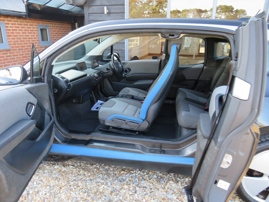 BMW i3 125Kw 33Kwh White #19