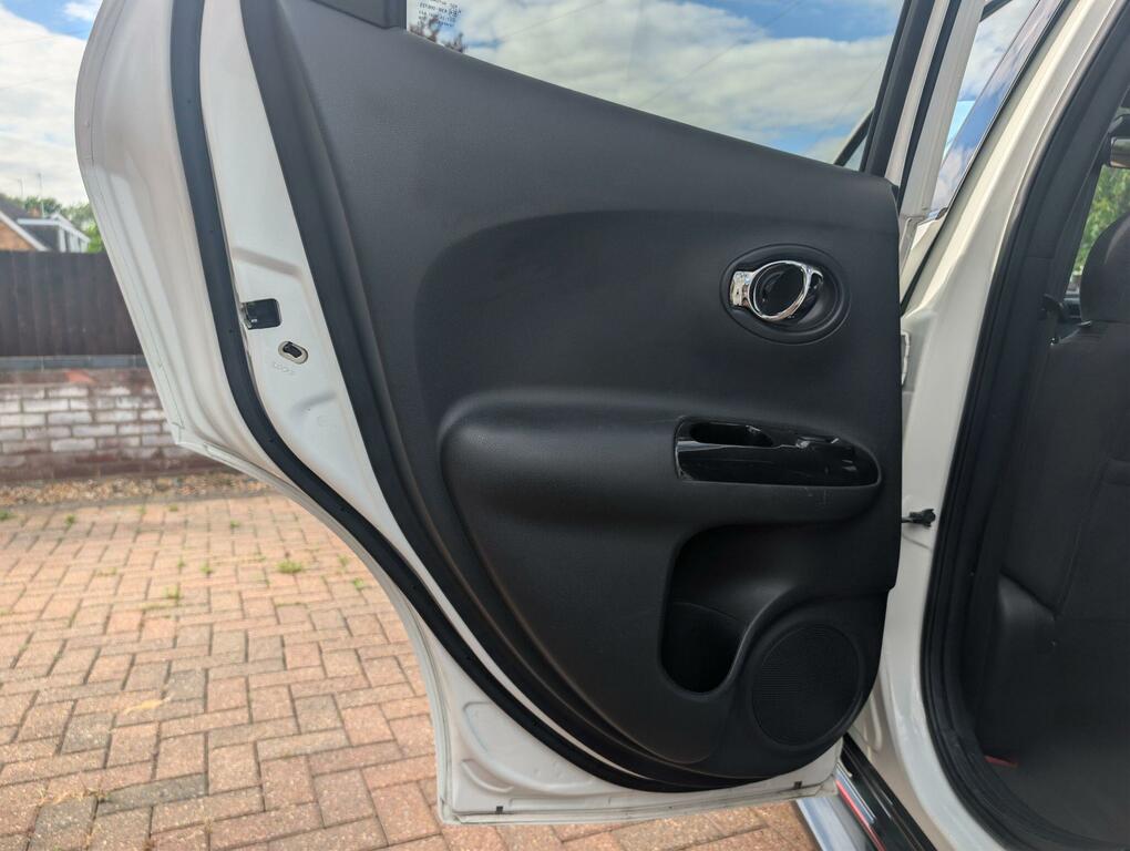 Nissan Juke Suv 1.5 Dci 8V Acenta Premium Euro 5 Ss 20 White #28