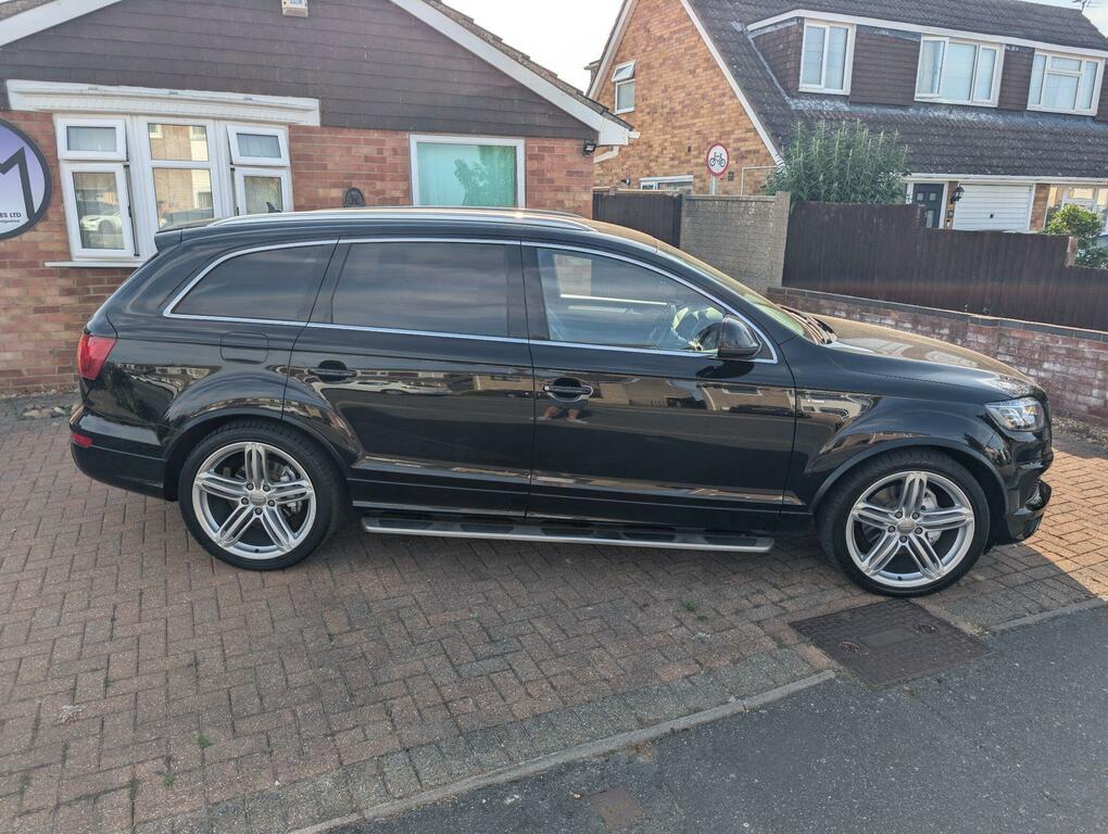Audi Q7 S Line Plus Black #5