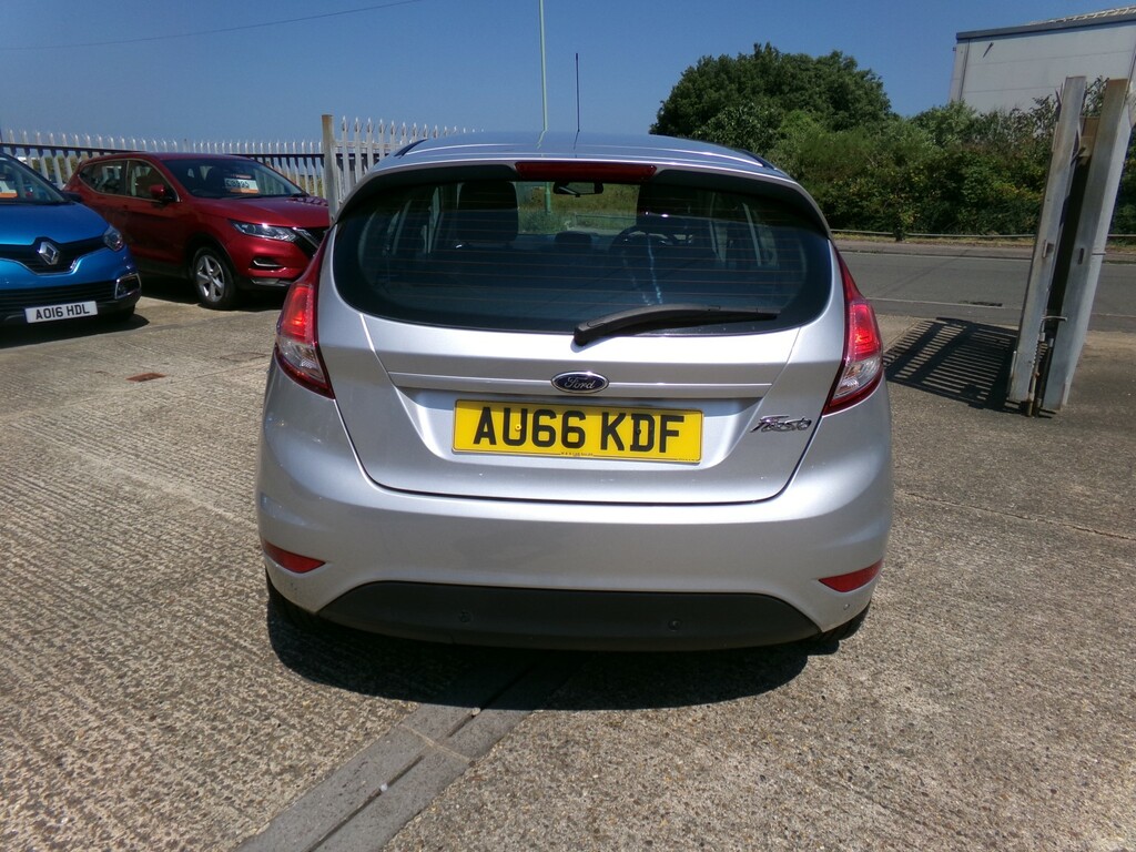 Ford Fiesta Hatchback 1.3 Zetec 2016 Silver #6